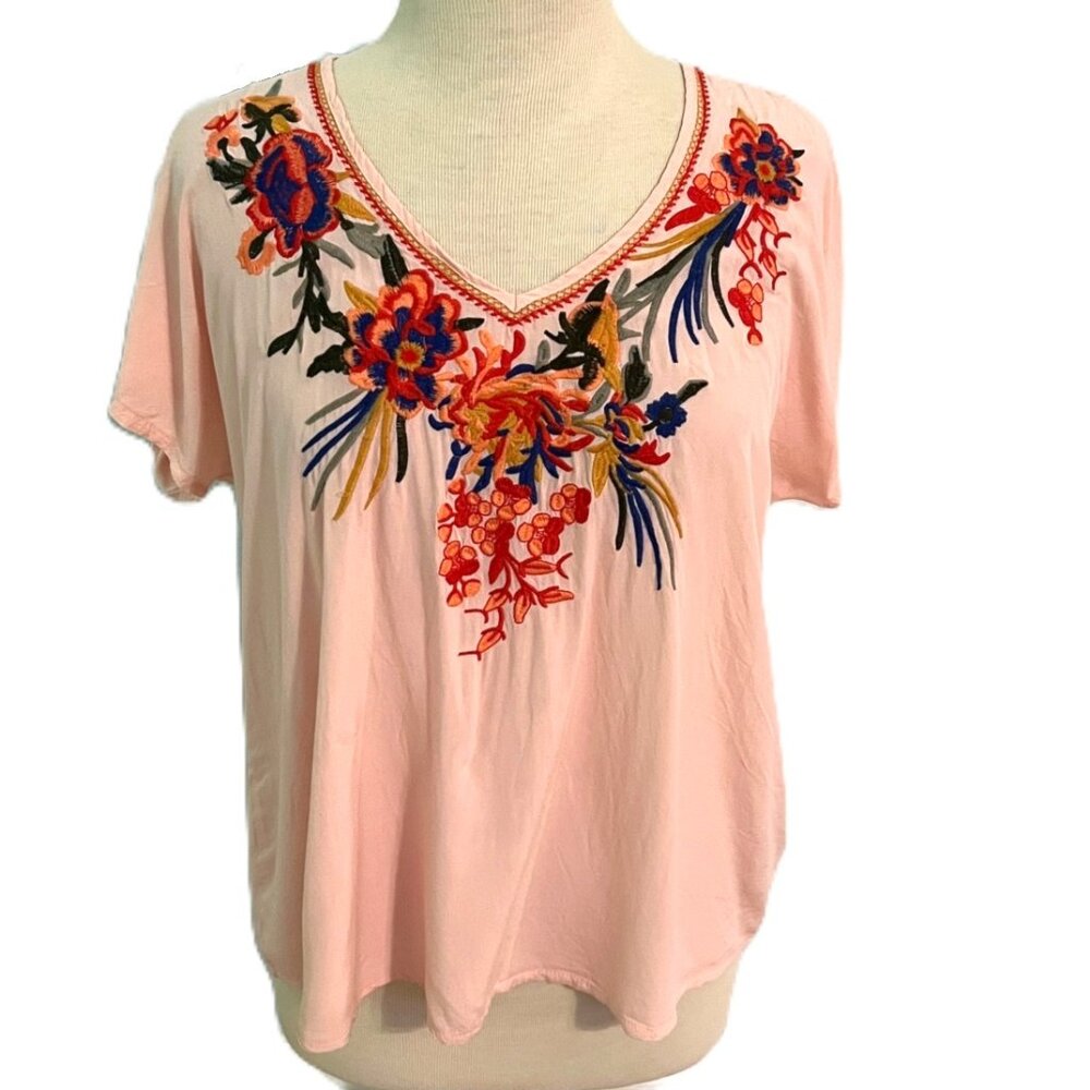 Anthropologie Solitaire Embroidered Top size M Floral Boho Cottagecore Shirt